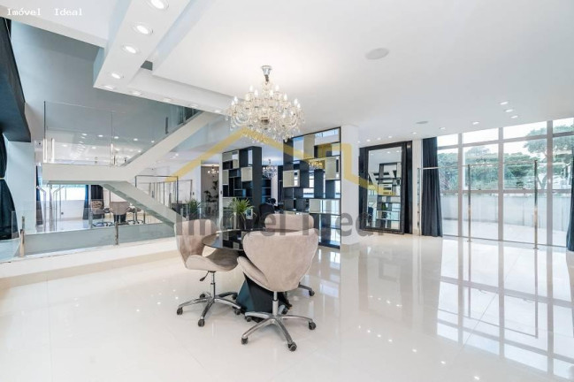 Imagem Casa com 4 Quartos à Venda, 751 m² em Jardim Social - Curitiba Imagem Casa com 4 Quartos à Venda, 751 m² em Jardim Social - Curitiba