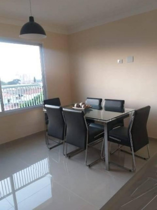 Imagem Casa de Condomínio com 4 Quartos à Venda, 180 m²