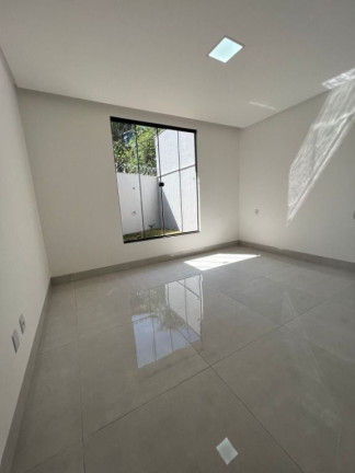 Imagem Casa com 3 Quartos à Venda, 122 m² em Jardim Helvécia - Aparecida De Goiânia Imagem Casa com 3 Quartos à Venda, 122 m² em Jardim Helvécia - Aparecida De Goiânia