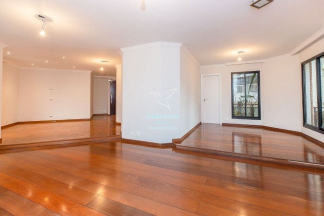 Imagem Apartamento com 3 Quartos à Venda, 205 m² em Itaim Bibi - São Paulo Imagem Apartamento com 3 Quartos à Venda, 205 m² em Itaim Bibi - São Paulo