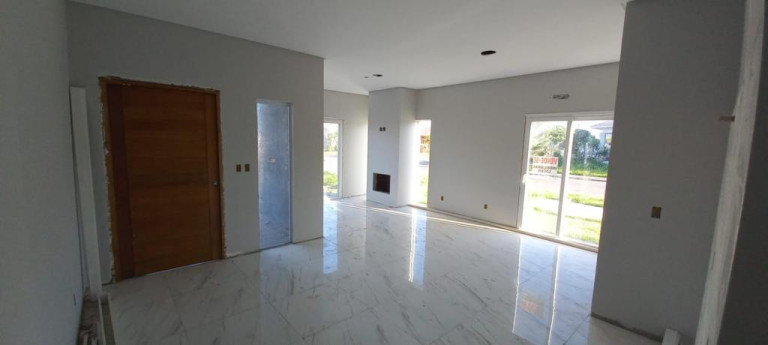 Imagem Casa com 3 Quartos à Venda, 115 m² em Zona Norte - Capao Da Canoa