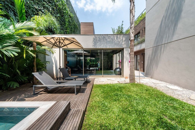 Imagem Casa com 3 Quartos à Venda, 628 m² em Alto De Pinheiros - São Paulo Imagem Casa com 3 Quartos à Venda, 628 m² em Alto De Pinheiros - São Paulo