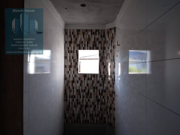 Imagem Casa com 3 Quartos à Venda, 80 m² em São João Do Rio Vermelho - Florianópolis Imagem Casa com 3 Quartos à Venda, 80 m² em São João Do Rio Vermelho - Florianópolis