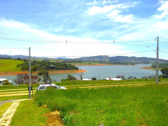 Terreno em Condomínio à Venda, 1.000 m² em Centro - Joanópolis