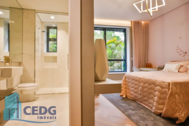 Imagem Apartamento com 3 Quartos à Venda, 230 m² em Cabral - Curitiba