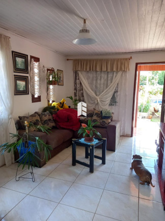 Imagem Casa com 2 Quartos à Venda,  em Camobi - Santa Maria