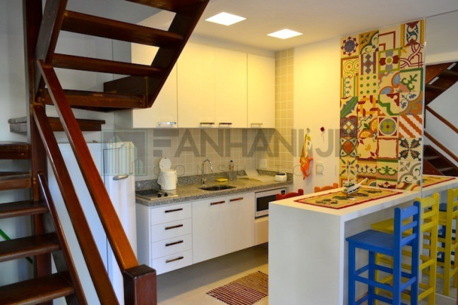 Imagem Imóvel com 2 Quartos à Venda, 62 m² em Curral - Ilhabela Imagem Imóvel com 2 Quartos à Venda, 62 m² em Curral - Ilhabela