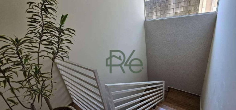 Imagem Casa com 3 Quartos à Venda, 358 m² em Chácara Vale Do Rio Cotia - Carapicuíba Imagem Casa com 3 Quartos à Venda, 358 m² em Chácara Vale Do Rio Cotia - Carapicuíba