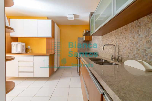 Imagem Imóvel com 5 Quartos à Venda, 384 m² em São Conrado - Rio De Janeiro Imagem Imóvel com 5 Quartos à Venda, 384 m² em São Conrado - Rio De Janeiro
