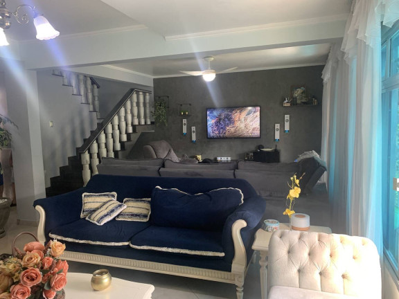 Imagem Casa com 3 Quartos à Venda,  em Jardim Luso - São Paulo