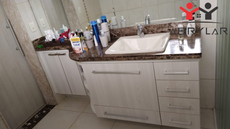 Imagem Imóvel com 3 Quartos à Venda,  em Jardim Tereza Cristina - Jundiaí