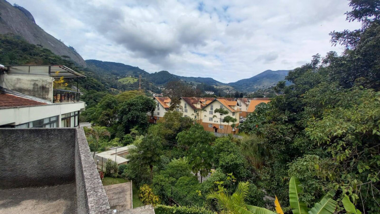 Imagem Casa com 4 Quartos à Venda,  em Conego - Nova Friburgo