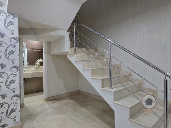 Imagem Casa com 4 Quartos à Venda, 435 m² em Jardim Maria Helena - Guarulhos Imagem Casa com 4 Quartos à Venda, 435 m² em Jardim Maria Helena - Guarulhos