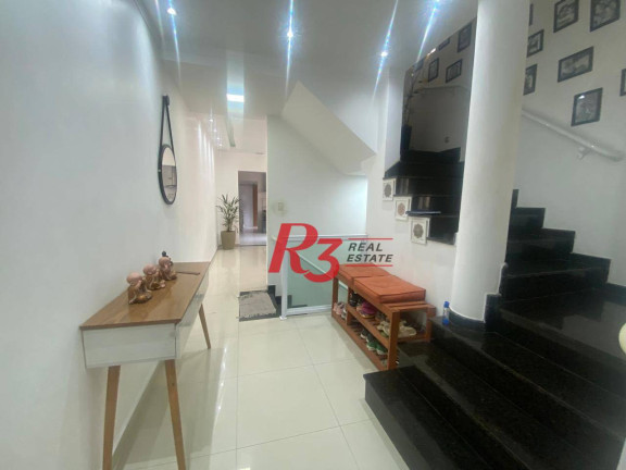 Imagem Sobrado com 3 Quartos à Venda, 200 m² em Marapé - Santos