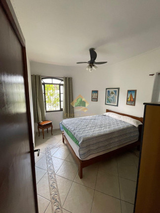 Imagem Casa com 3 Quartos à Venda, 214 m² em Barra Da Lagoa - Ubatuba Imagem Casa com 3 Quartos à Venda, 214 m² em Barra Da Lagoa - Ubatuba