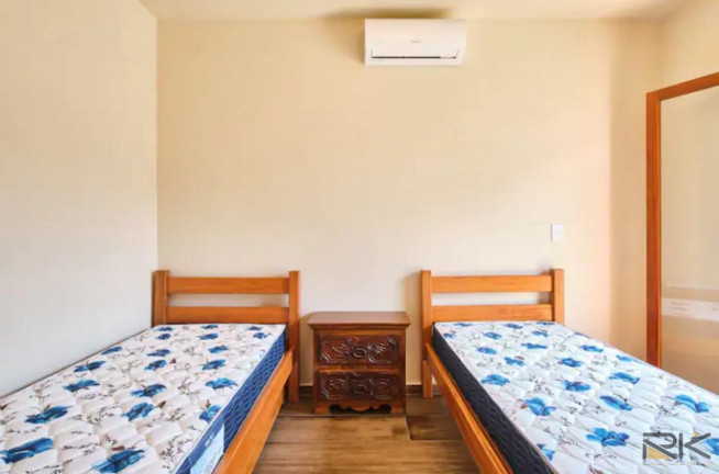 Imagem Casa com 3 Quartos à Venda, 185 m² em Itaguá - Ubatuba