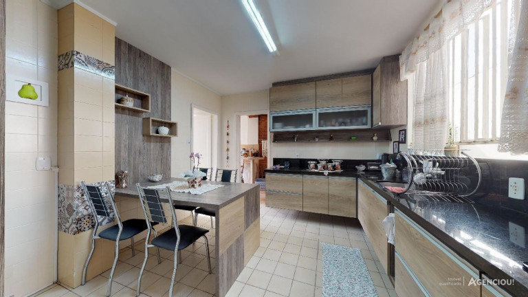 Imagem Apartamento com 3 Quartos à Venda, 129 m² em Menino Deus - Porto Alegre Imagem Apartamento com 3 Quartos à Venda, 129 m² em Menino Deus - Porto Alegre
