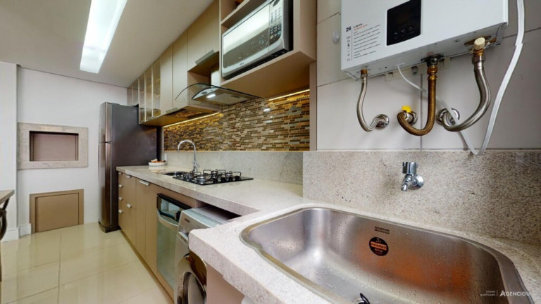 Imagem Imóvel com 3 Quartos à Venda, 72 m² em Medianeira - Porto Alegre