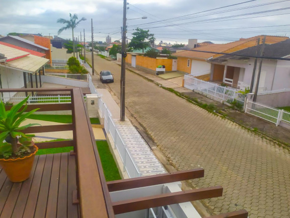 Imagem Casa com 6 Quartos à Venda, 307 m² em Zona Sul - Balneário Rincão