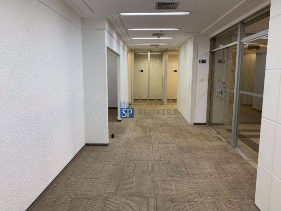 Sala Comercial à Venda ou Locação, 588 m² em Brooklin - São Paulo