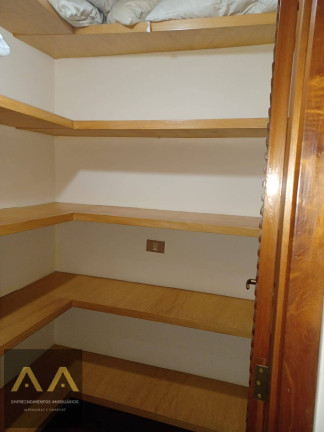 Imagem Casa com 4 Quartos à Venda, 320 m² em Alphaville - Santana De Parnaíba Imagem Casa com 4 Quartos à Venda, 320 m² em Alphaville - Santana De Parnaíba