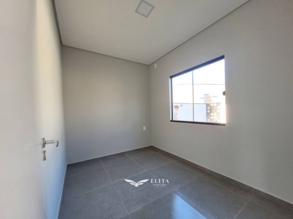 Imagem Sobrado com 3 Quartos à Venda, 79 m² em Centro - Barra Velha
