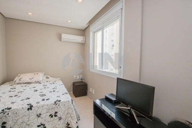 Imagem Apartamento com 3 Quartos à Venda, 105 m² em Passo Da Areia - Porto Alegre