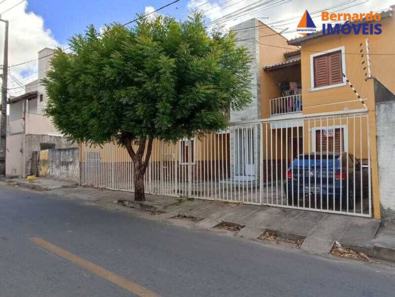 Imagem Casa com 2 Quartos à Venda, 61 m² em Centro - Cascavel