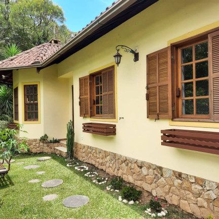 Imagem Casa com 3 Quartos à Venda,  em Debossan - Nova Friburgo