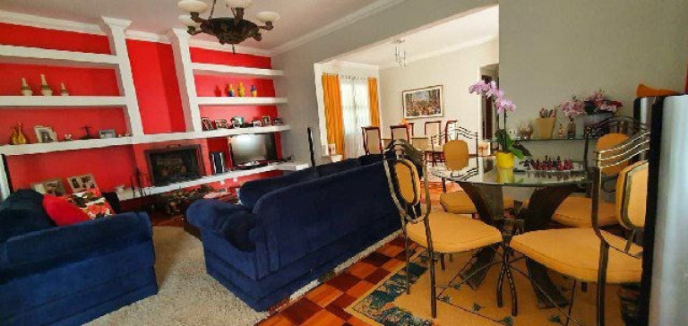 Imagem Casa com 4 Quartos à Venda, 354 m² em Granja Guarani - Teresópolis Imagem Casa com 4 Quartos à Venda, 354 m² em Granja Guarani - Teresópolis