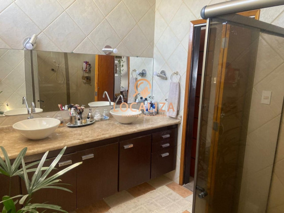 Imagem Casa com 3 Quartos à Venda, 452 m² em Jardim Das Nações - Taubaté