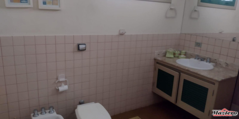 Imagem Casa com 6 Quartos para Temporada, 250 m² em Tenório - Ubatuba Imagem Casa com 6 Quartos para Temporada, 250 m² em Tenório - Ubatuba
