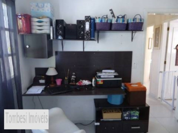 Imagem Sobrado com 3 Quartos à Venda, 150 m² em Jardim Itu - Porto Alegre Imagem Sobrado com 3 Quartos à Venda, 150 m² em Jardim Itu - Porto Alegre