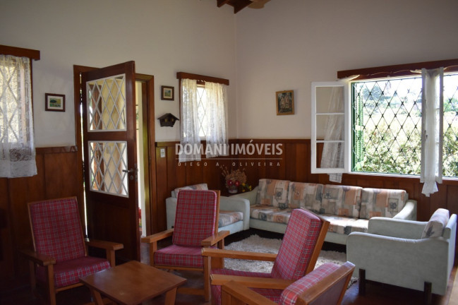 Imagem Casa com 4 Quartos à Venda, 165 m² em Região De Capivari - Campos Do Jordão Imagem Casa com 4 Quartos à Venda, 165 m² em Região De Capivari - Campos Do Jordão
