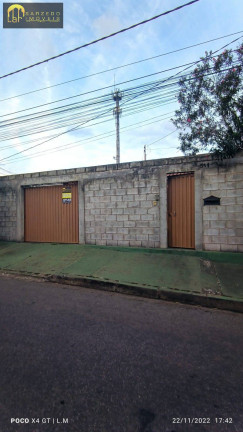 Casa com 4 Quartos à Venda, 360 m² em Centro - Sarzedo