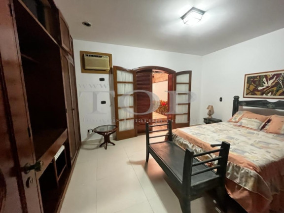 Imagem Casa com 3 Quartos à Venda, 350 m² em Enseada - Guarujá Imagem Casa com 3 Quartos à Venda, 350 m² em Enseada - Guarujá