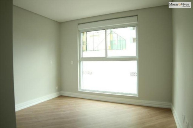 Imagem Apartamento com 2 Quartos à Venda, 77 m² em Centro - Curitiba