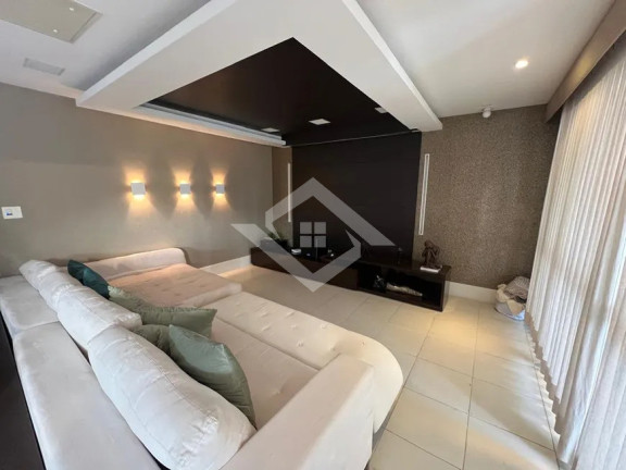 Casa com 6 Quartos à Venda, 500 m² em Barra Da Tijuca - Rio De Janeiro