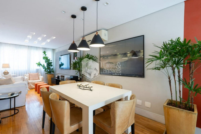 Imagem Casa com 4 Quartos à Venda, 274 m² em Vila Andrade - São Paulo Imagem Casa com 4 Quartos à Venda, 274 m² em Vila Andrade - São Paulo