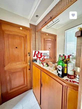 Imagem Apartamento com 2 Quartos à Venda, 75 m² em Embaré - Santos