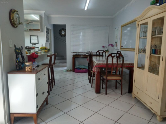 Imagem Sobrado com 2 Quartos à Venda, 120 m² em São Francisco Da Praia - São Sebastião Imagem Sobrado com 2 Quartos à Venda, 120 m² em São Francisco Da Praia - São Sebastião