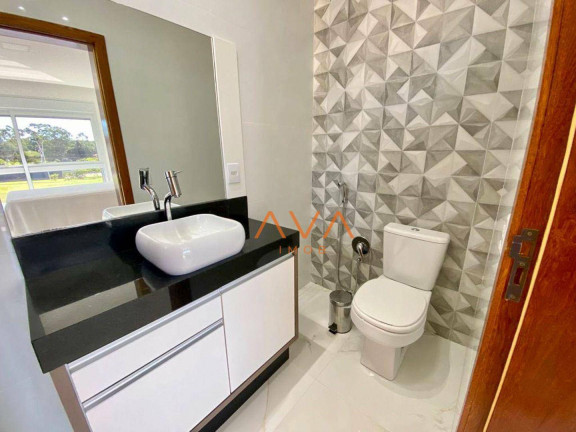 Imagem Casa com 4 Quartos à Venda, 300 m² em Rio Vermelho - Florianópolis Imagem Casa com 4 Quartos à Venda, 300 m² em Rio Vermelho - Florianópolis