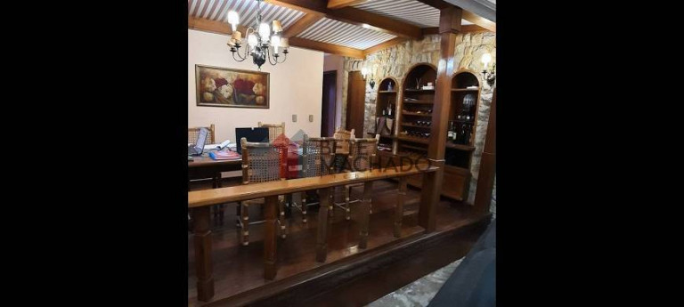 Casa com 5 Quartos à Venda, 212 m² em Alto - Teresópolis