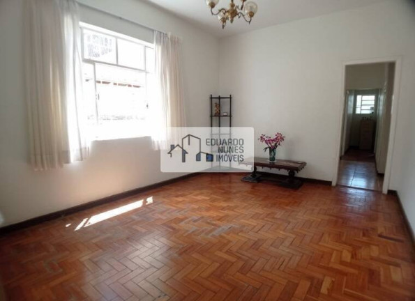 Imagem Casa com 3 Quartos à Venda, 144 m² em Santo Antônio - Belo Horizonte Imagem Casa com 3 Quartos à Venda, 144 m² em Santo Antônio - Belo Horizonte