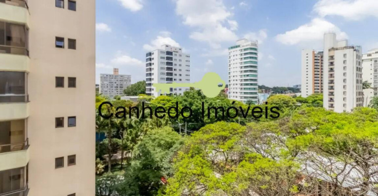 Imagem Apartamento com 3 Quartos à Venda, 130 m² em Moema - São Paulo