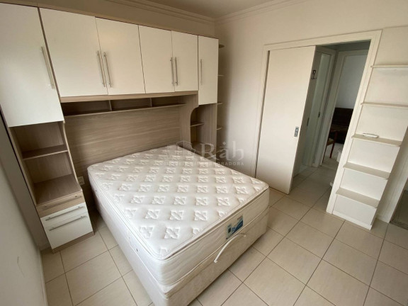 Imagem Apartamento com 3 Quartos à Venda, 131 m² em Centro - Balneário Camboriú Imagem Apartamento com 3 Quartos à Venda, 131 m² em Centro - Balneário Camboriú
