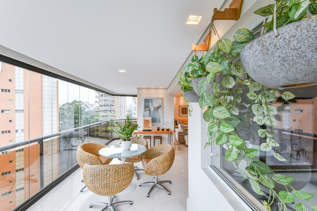 Imagem Apartamento com 3 Quartos à Venda, 244 m² em Vila Nova Conceição - São Paulo