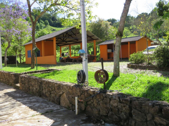 Imagem Chácara com 7 Quartos à Venda, 447 m² em Bom Retiro - Caldas Imagem Chácara com 7 Quartos à Venda, 447 m² em Bom Retiro - Caldas