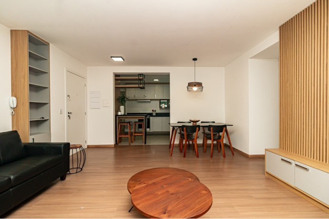 Imagem Apartamento com 2 Quartos à Venda, 90 m² em Menino Deus - Porto Alegre