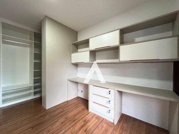 Imagem Casa com 4 Quartos à Venda, 197 m² em Alto - Teresópolis Imagem Casa com 4 Quartos à Venda, 197 m² em Alto - Teresópolis